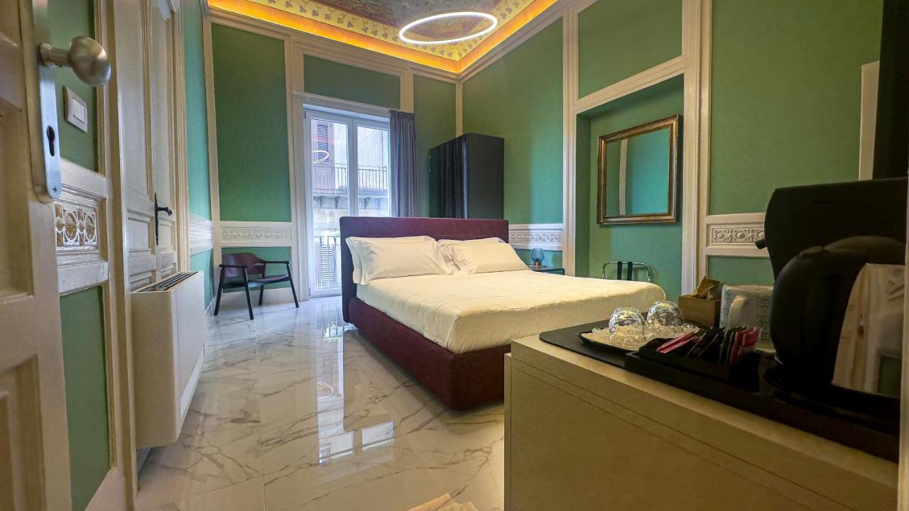 Palazzo Maqueda Hotel ปาแลร์โม ภายนอก รูปภาพ