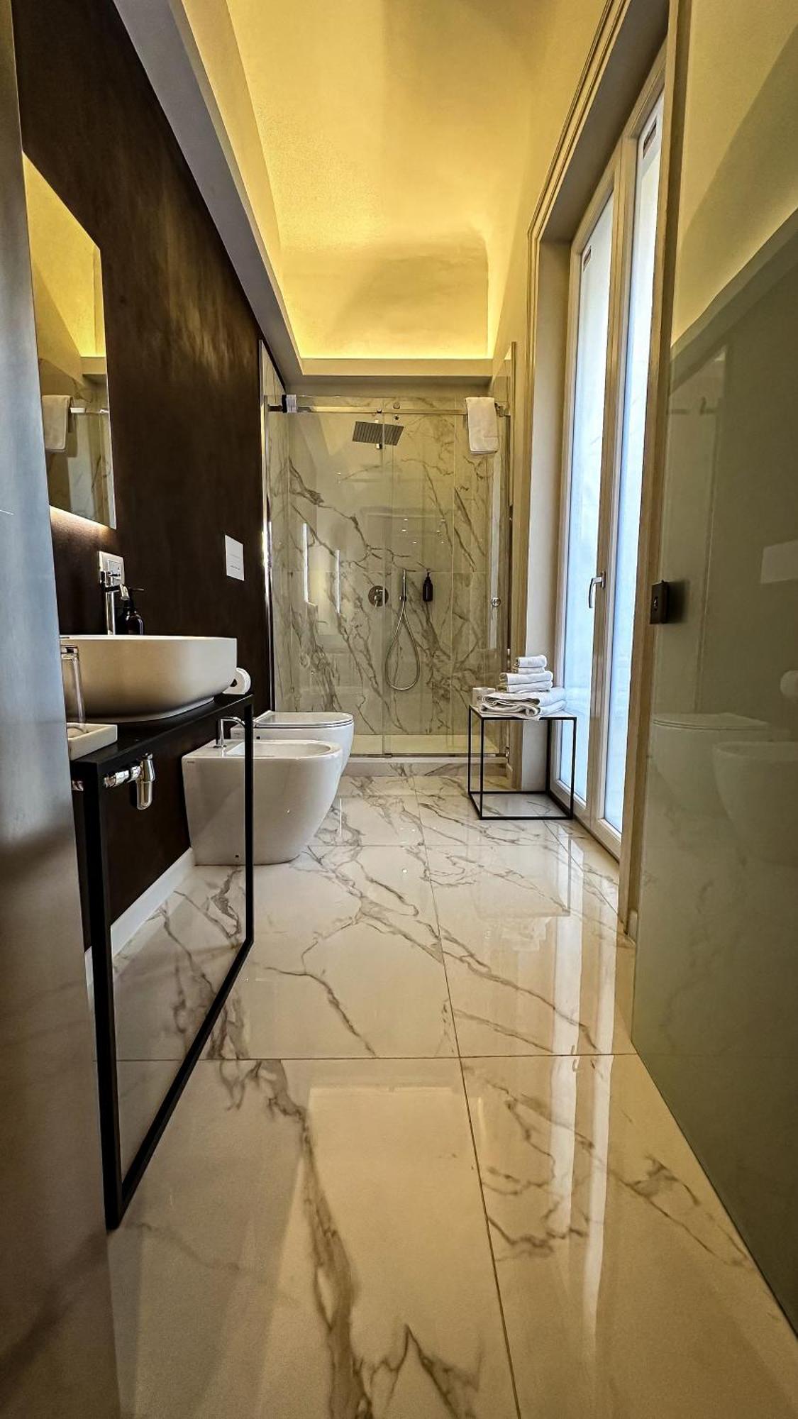 Palazzo Maqueda Hotel ปาแลร์โม ภายนอก รูปภาพ