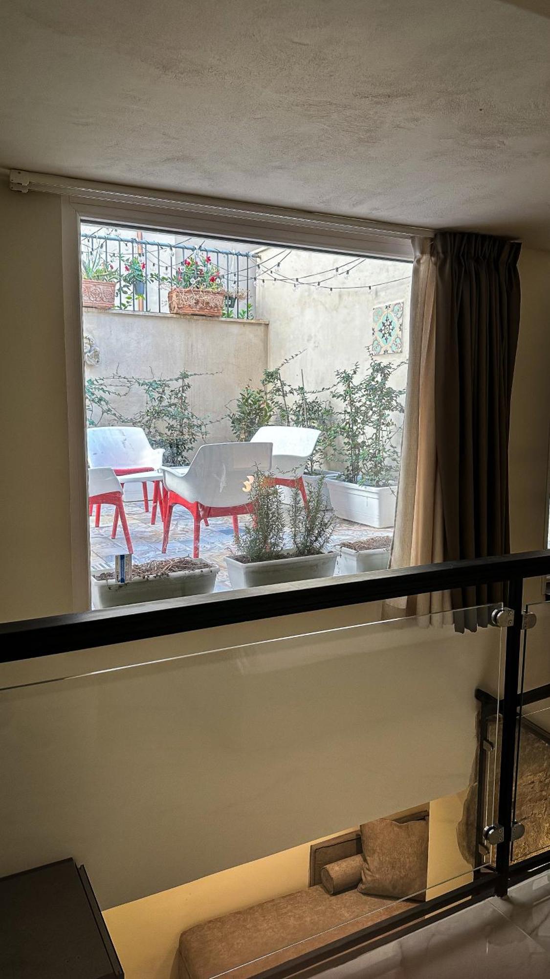 Palazzo Maqueda Hotel ปาแลร์โม ภายนอก รูปภาพ
